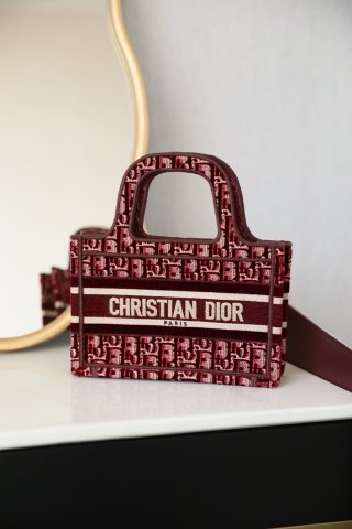 Dior Dior