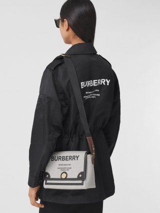 Burberry Burberry