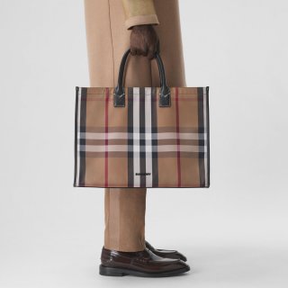 Burberry Burberry