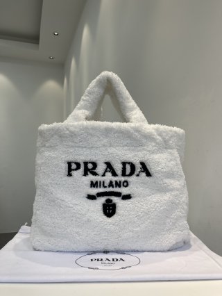 Prada Prada