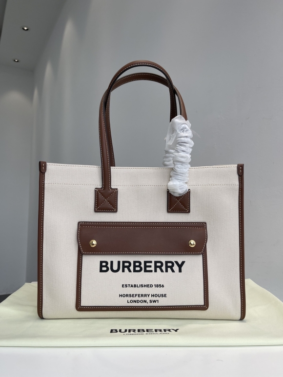 Burberry Burberry