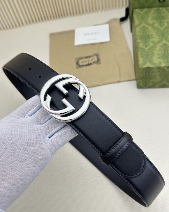 Gucci belts Gucci belts