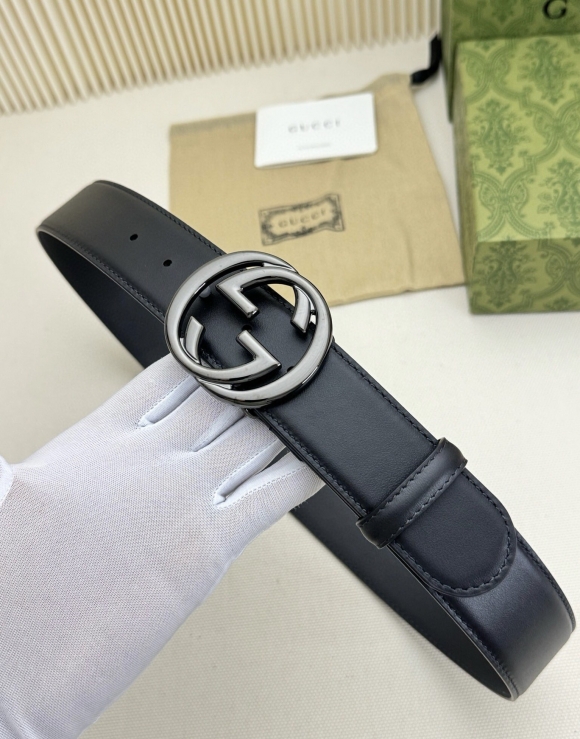 Gucci belts Gucci belts