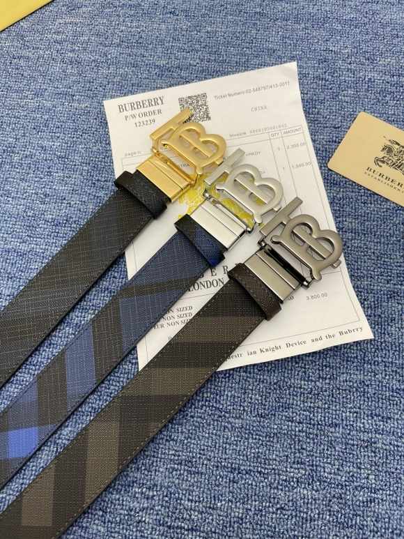Burberry-Belts