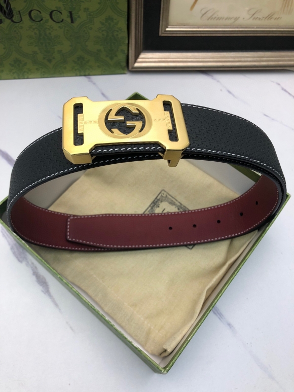 Gucci belts Gucci belts