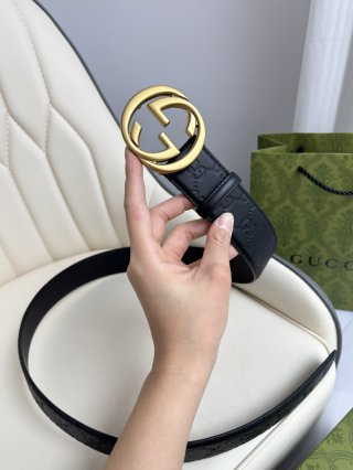 Gucci belts Gucci belts