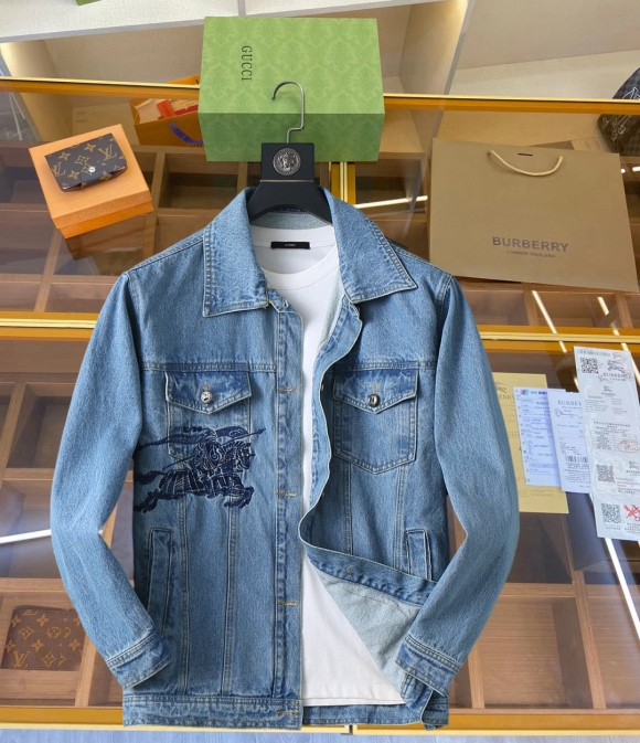 Coats & Jackets Coats & Jackets