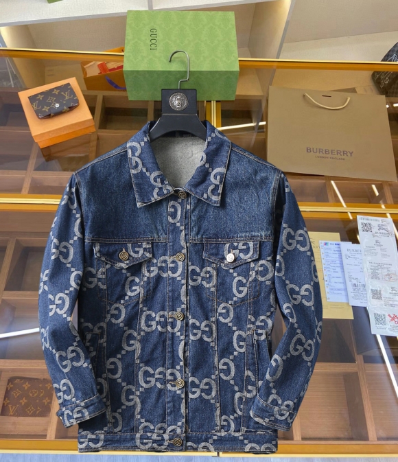 Coats & Jackets Coats & Jackets