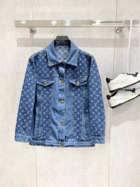 Coats & Jackets Coats & Jackets