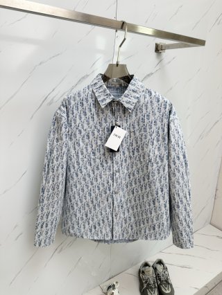 Coats & Jackets Coats & Jackets