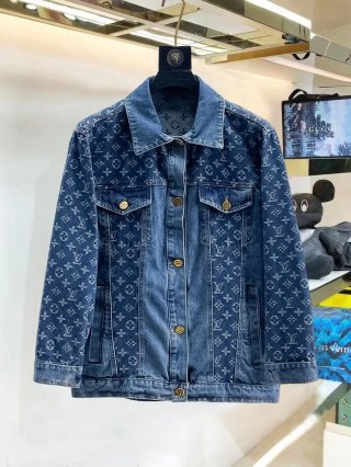 Coats & Jackets Coats & Jackets