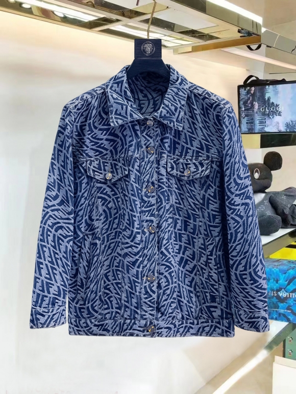 Coats & Jackets Coats & Jackets