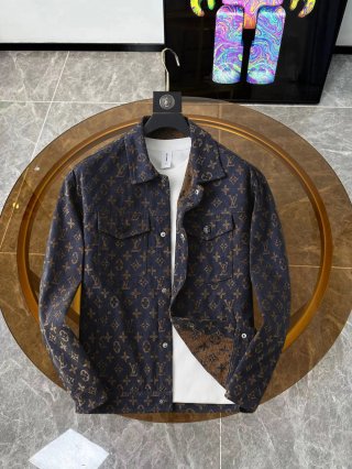 Coats & Jackets Coats & Jackets