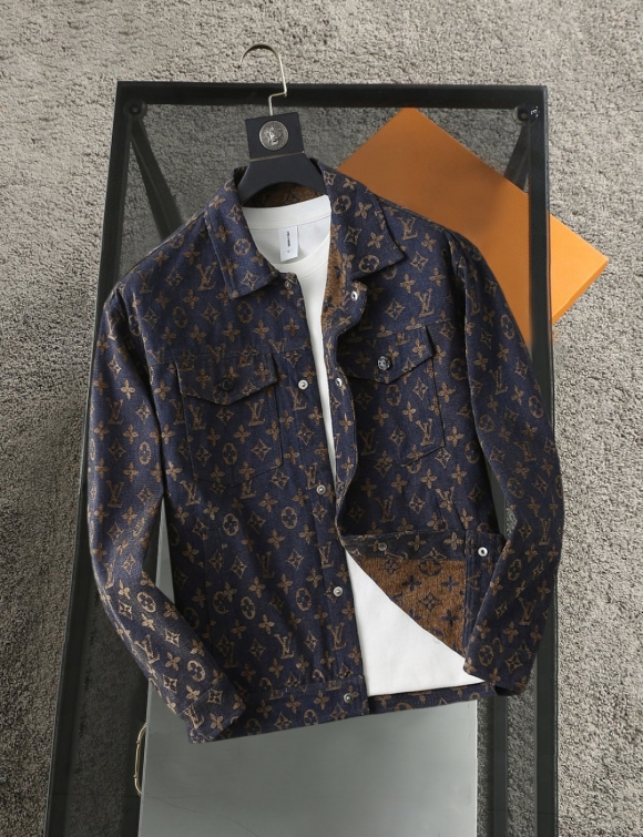 Coats & Jackets Coats & Jackets