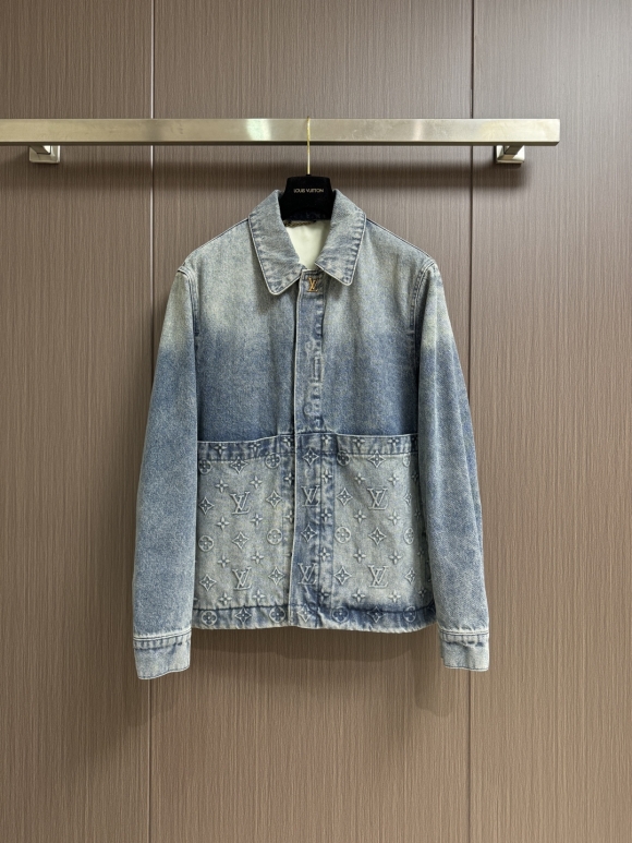 Coats & Jackets Coats & Jackets