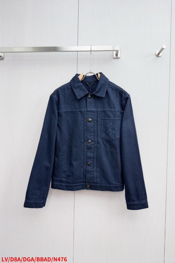 Coats & Jackets Coats & Jackets