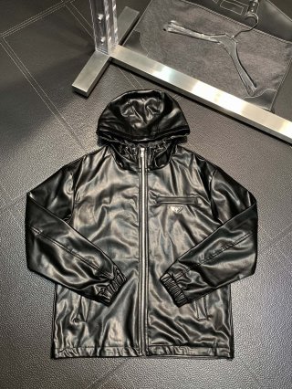 Hoodies & Sweatshirts Hoodies & Sweatshirts