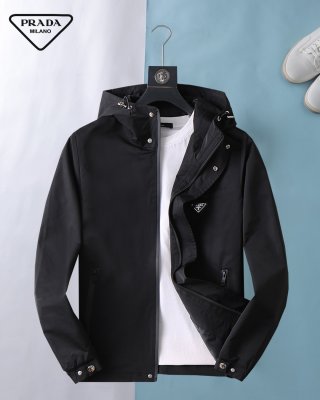 Hoodies & Sweatshirts