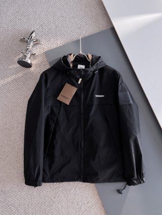 Hoodies & Sweatshirts Hoodies & Sweatshirts