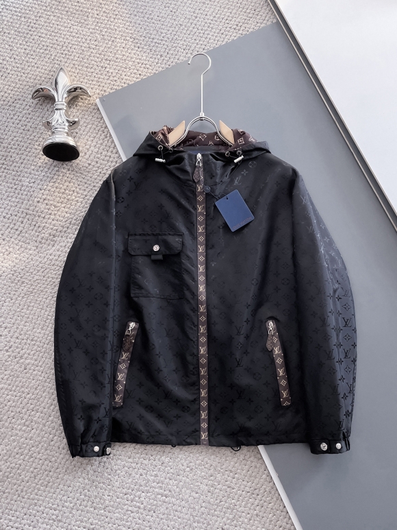 Hoodies & Sweatshirts Hoodies & Sweatshirts