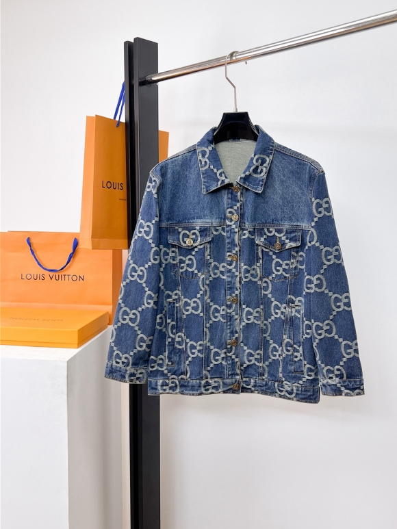 Coats & Jackets Coats & Jackets