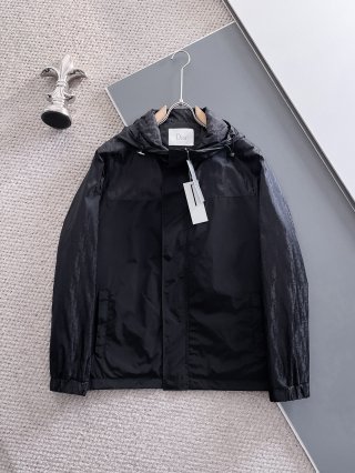 Hoodies & Sweatshirts Hoodies & Sweatshirts