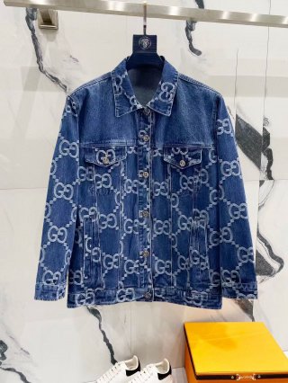 Hoodies & Sweatshirts Hoodies & Sweatshirts