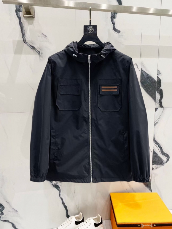 Hoodies & Sweatshirts Hoodies & Sweatshirts