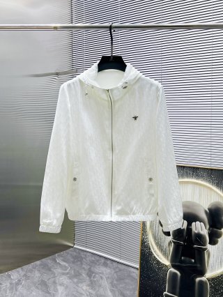 Hoodies & Sweatshirts Hoodies & Sweatshirts