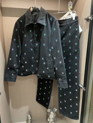 Coats & Jackets Coats & Jackets