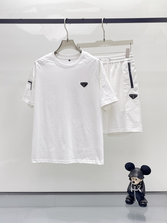 Leisure suit Leisure suit