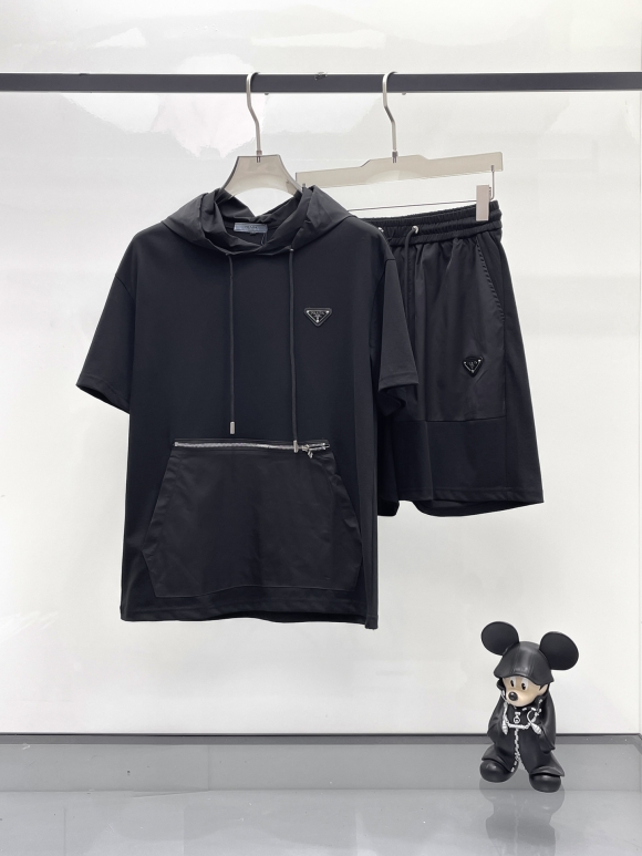 Leisure suit Leisure suit