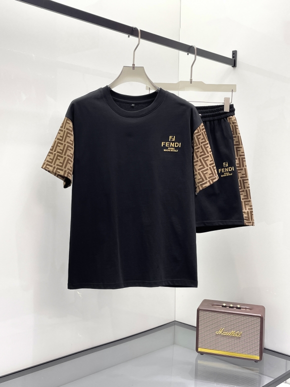 Leisure suit Leisure suit