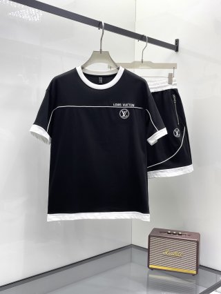 Leisure suit Leisure suit