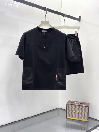 Leisure suit Leisure suit