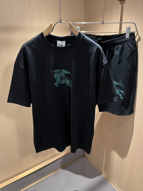 Leisure suit Leisure suit