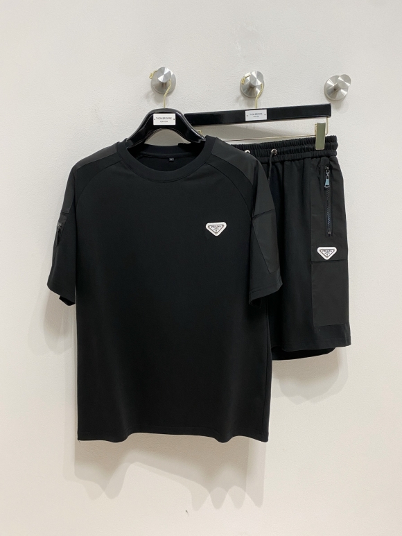 Leisure suit Leisure suit