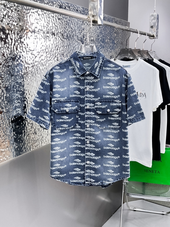 Coats & Jackets Coats & Jackets