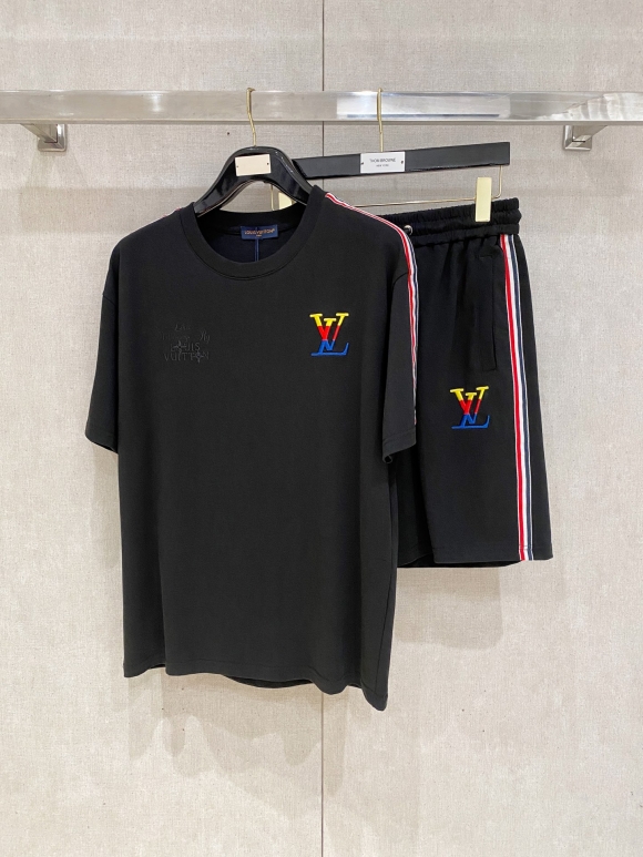 Leisure suit Leisure suit