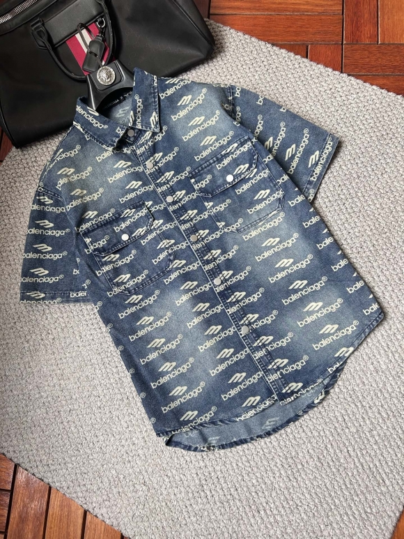 Coats & Jackets Coats & Jackets