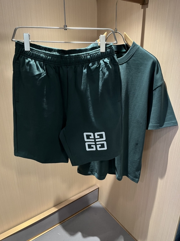 Leisure suit Leisure suit