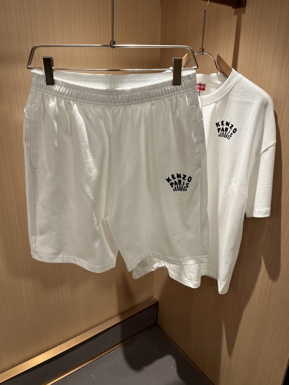 Leisure suit Leisure suit