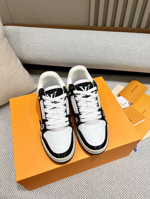 Womens shoes collection