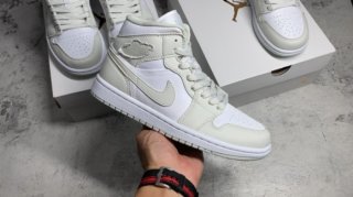 AirJordan1MidSHOES