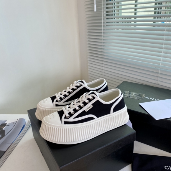 Womens shoes collection Womens shoes collection