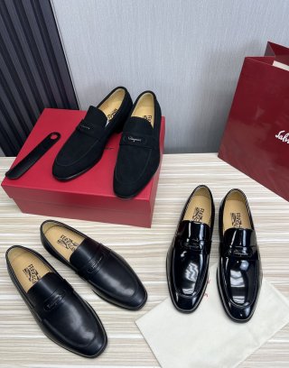 FerragamoSHOES