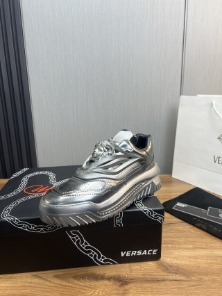 VersaceSHOES