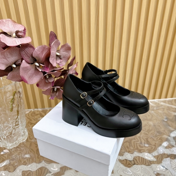 Womens shoes collection Womens shoes collection