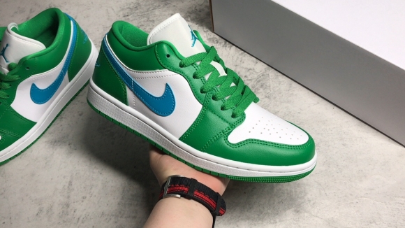 AirJordan1LowSHOES