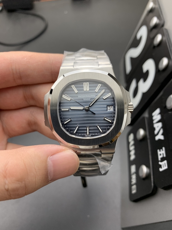 PATEK PHILIPPE